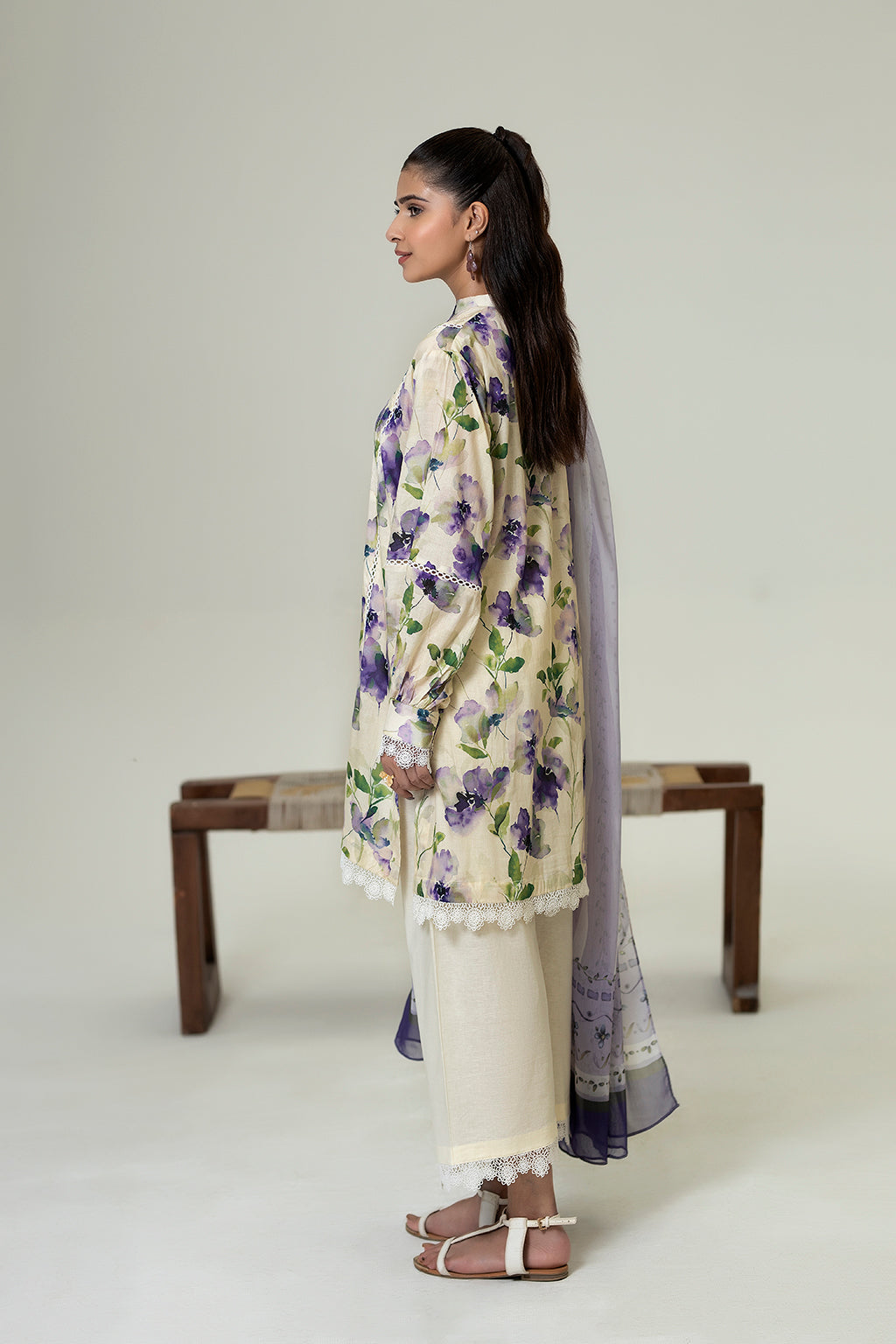 Inaya