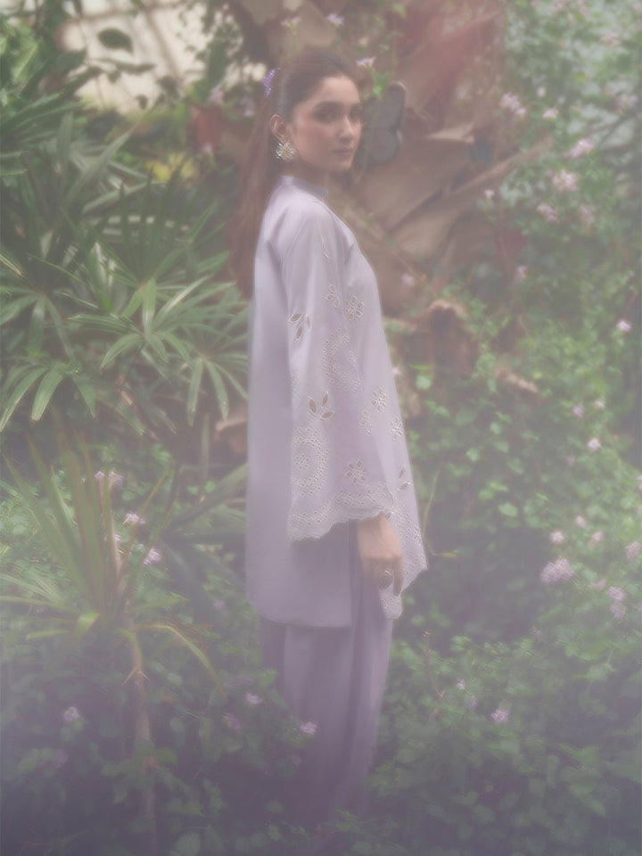Delias - Deyarofficial