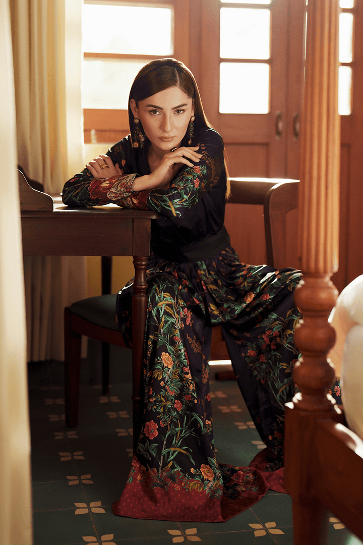 Lavinia - DEYAR